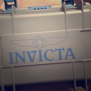 Invicta Jewelry Box , Including Three Used Watches